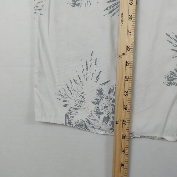 Vuori Crest Short Sleeve Shirt Mens Large White Floral Button Down Stretch V150 - Picture 5 of 9